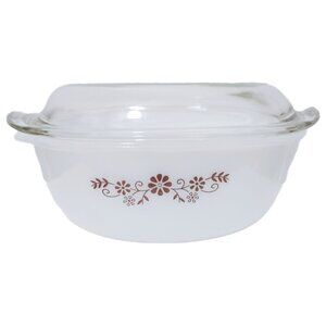 PYR-O-REY Dynaware Brown Daisy Milk Glass Casserole Dish with Glass Lid 7 Cups